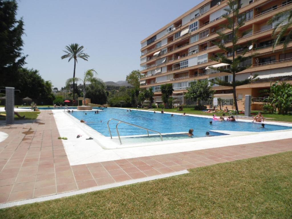 La Torre De La Colina Playa Apartment Torremolinos Exterior photo